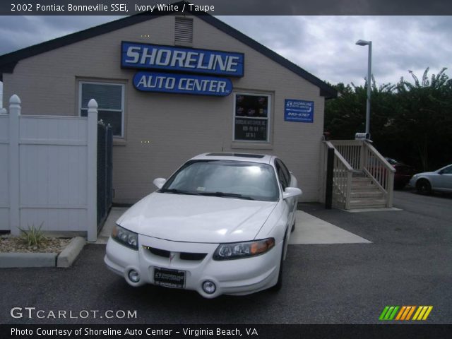 2002 Pontiac Bonneville SSEi in Ivory White