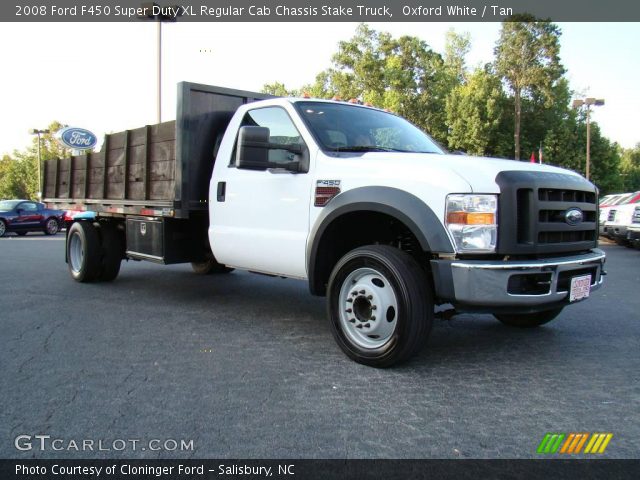2008 Ford F450 Super Duty XL Regular Cab Chassis Stake Truck in Oxford White