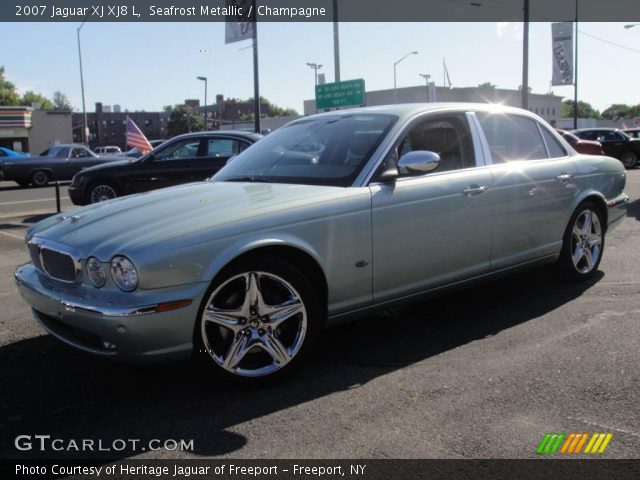 2007 Jaguar XJ XJ8 L in Seafrost Metallic