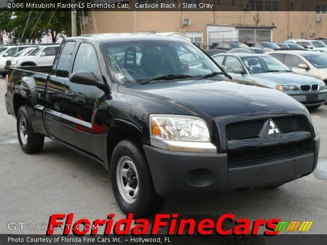 2006 Mitsubishi Raider LS Extended Cab in Carbide Black