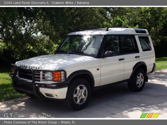 2000 Land Rover Discovery II  in Chawton White