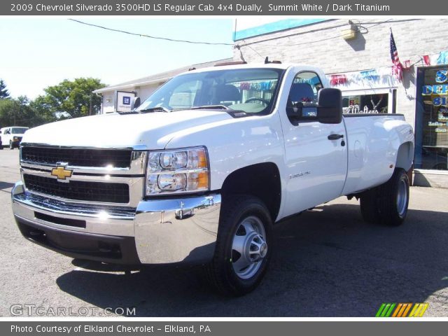 2009 Chevrolet Silverado 3500HD LS Regular Cab 4x4 Dually in Summit White
