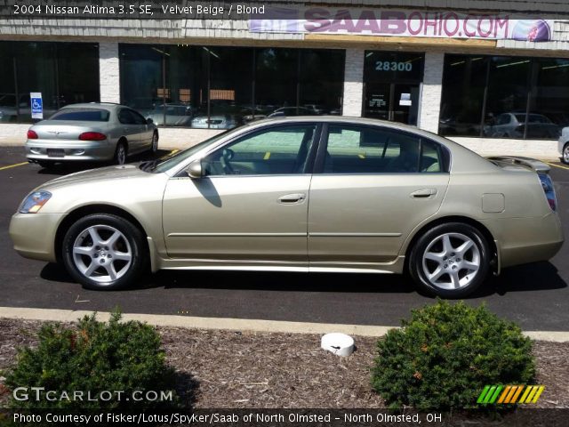 2004 Nissan Altima 3.5 SE in Velvet Beige