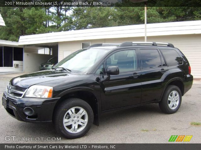 2007 Mitsubishi Endeavor LS in Kalapana Black