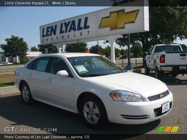 2009 Chevrolet Impala LT in White