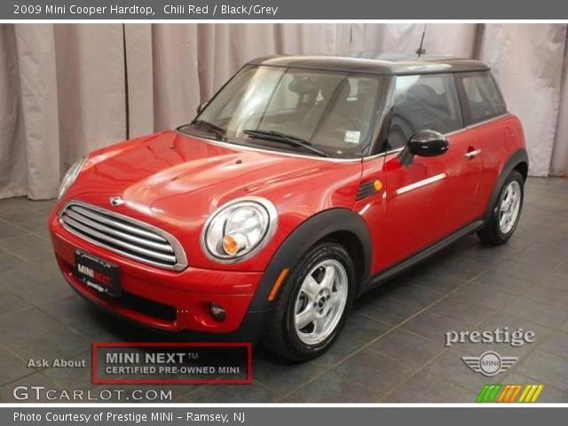 2009 Mini Cooper Hardtop in Chili Red