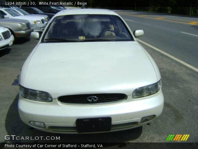 1994 Infiniti J 30 in White Pearl Metallic