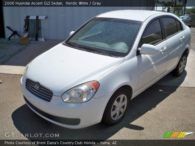 2006 Hyundai Accent GLS Sedan in Nordic White