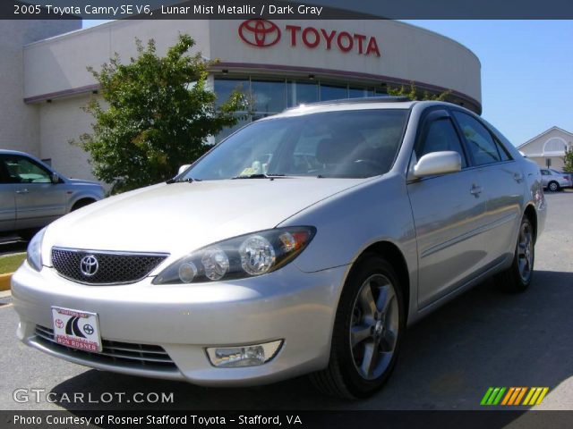 2005 Toyota Camry SE V6 in Lunar Mist Metallic