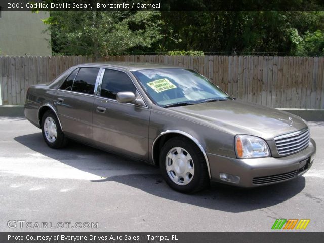 2001 Cadillac DeVille Sedan in Bronzemist