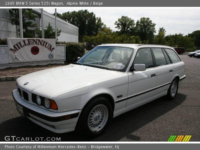 1995 BMW 5 Series 525i Wagon in Alpine White