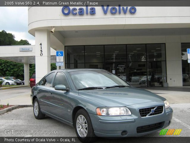 2005 Volvo S60 2.4 in Platinum Green Metallic