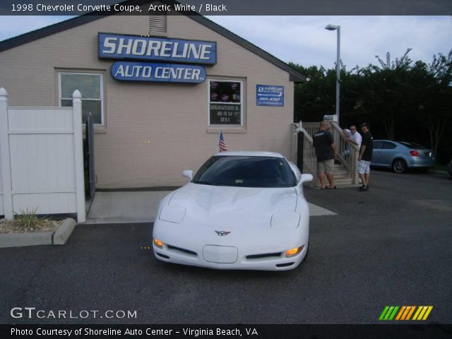 1998 Chevrolet Corvette Coupe in Arctic White