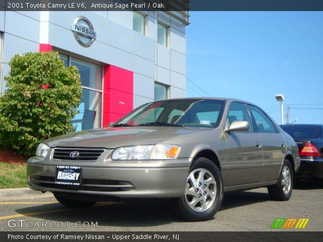 2001 Toyota Camry LE V6 in Antique Sage Pearl