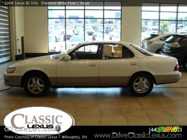 1996 Lexus ES 300 in Diamond White Pearl