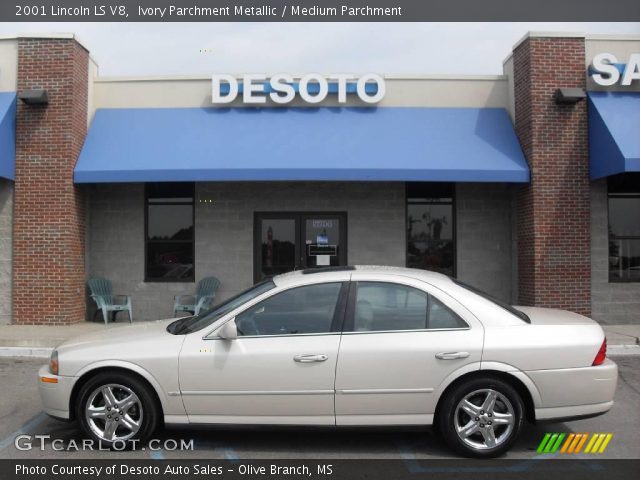 2001 Lincoln LS V8 in Ivory Parchment Metallic