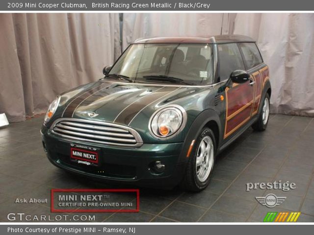 2009 Mini Cooper Clubman in British Racing Green Metallic