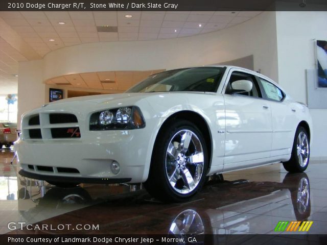 2010 Dodge Charger R/T in Stone White