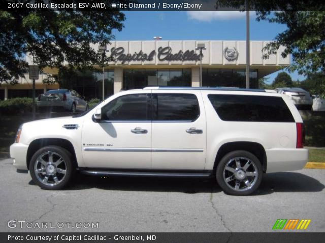 2007 Cadillac Escalade ESV AWD in White Diamond