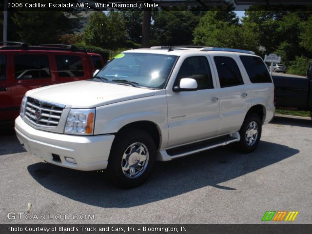 2006 Cadillac Escalade AWD in White Diamond