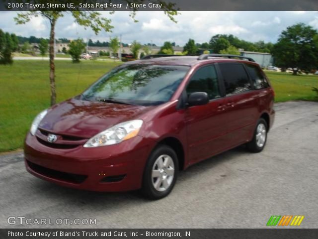 2006 Toyota Sienna LE in Salsa Red Pearl