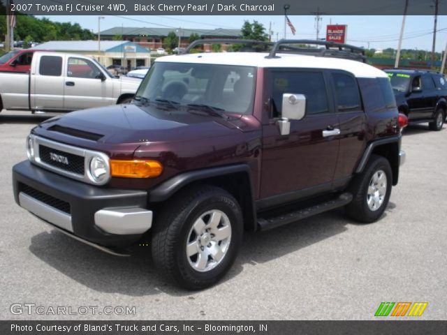 2007 Toyota FJ Cruiser 4WD in Black Cherry Pearl