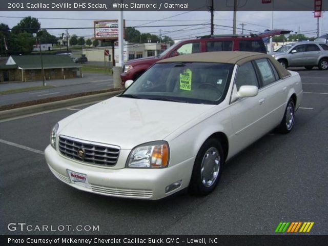 2001 Cadillac DeVille DHS Sedan in White Diamond