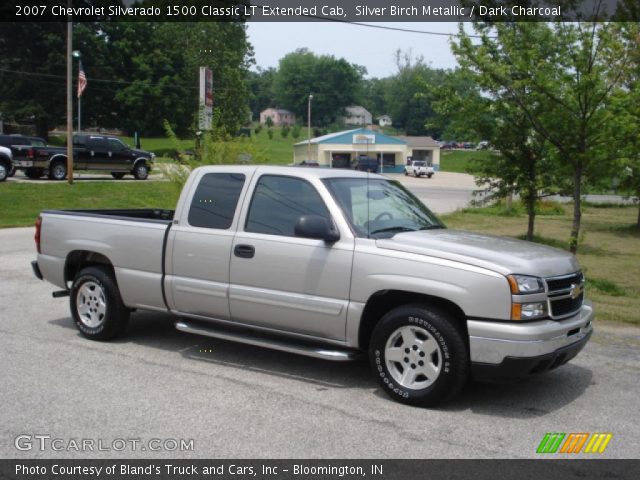 2007 Chevrolet Silverado 1500 Classic LT Extended Cab in Silver Birch Metallic