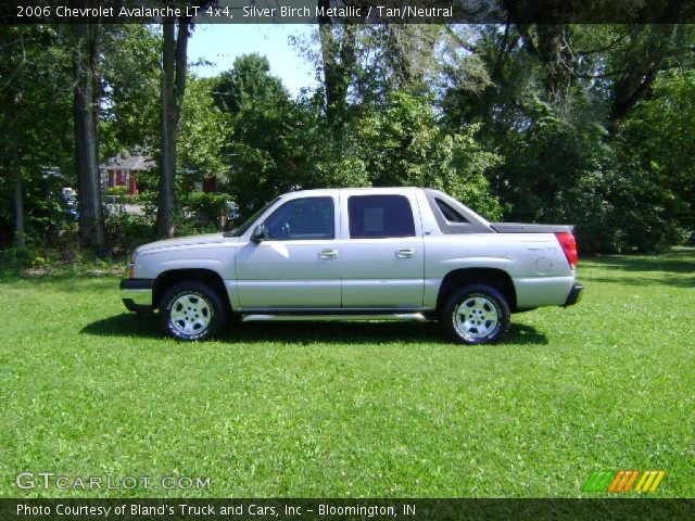 2006 Chevrolet Avalanche LT 4x4 in Silver Birch Metallic