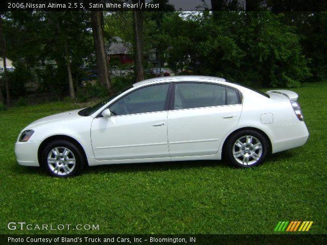 2006 Nissan Altima 2.5 S in Satin White Pearl