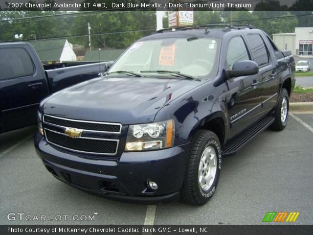 2007 Chevrolet Avalanche LT 4WD in Dark Blue Metallic