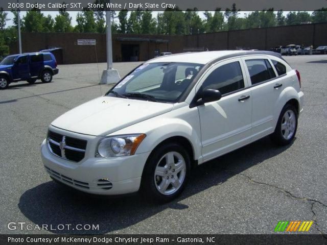 2008 Dodge Caliber SXT in Stone White