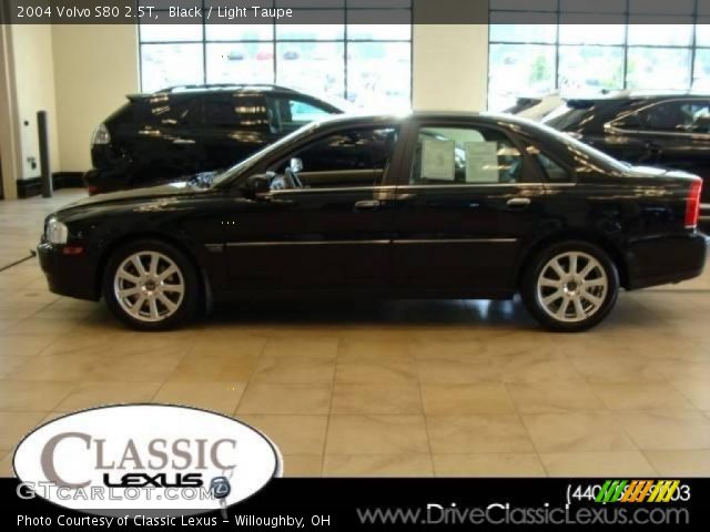 2004 Volvo S80 2.5T in Black