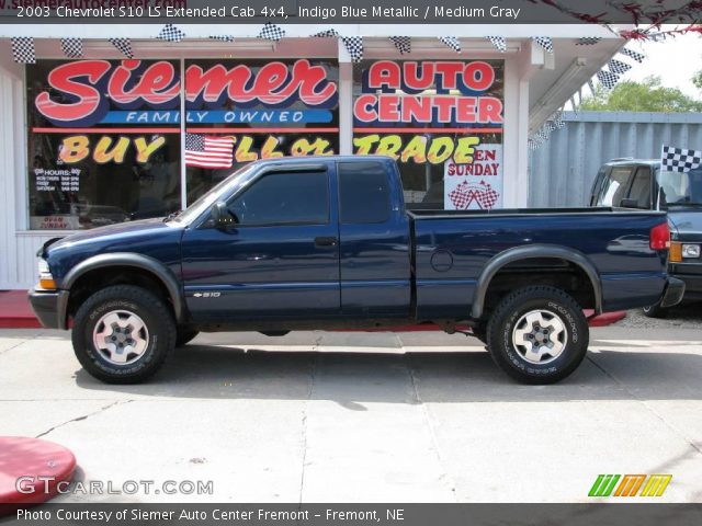 2003 Chevrolet S10 LS Extended Cab 4x4 in Indigo Blue Metallic