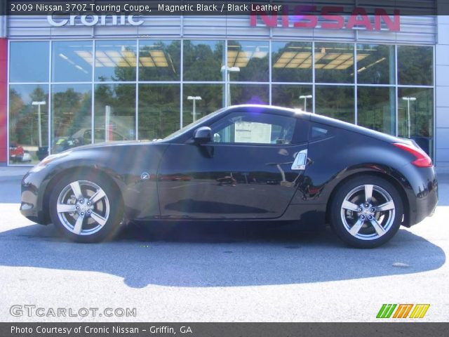 2009 Nissan 370Z Touring Coupe in Magnetic Black