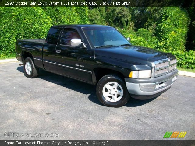 1997 Dodge Ram 1500 Laramie SLT Extended Cab in Black