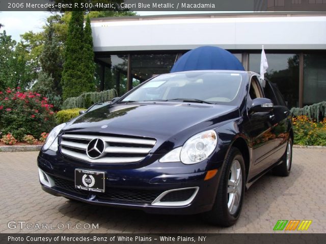 2006 Mercedes-Benz R 500 4Matic in Capri Blue Metallic