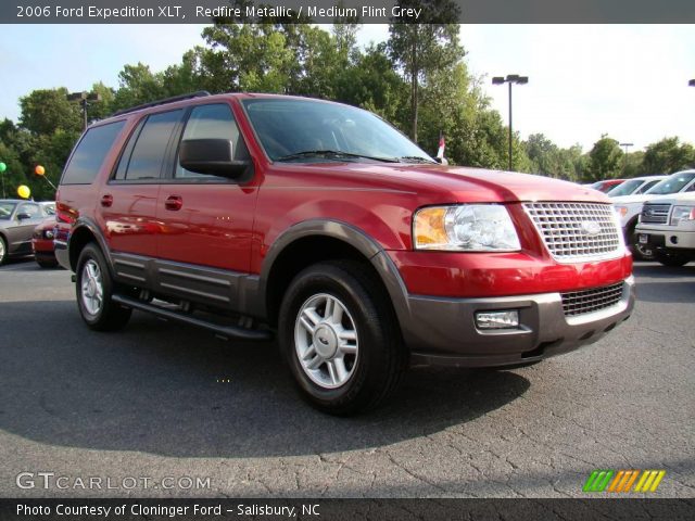 2006 Ford Expedition XLT in Redfire Metallic