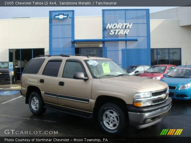 2005 Chevrolet Tahoe LS 4x4 in Sandstone Metallic