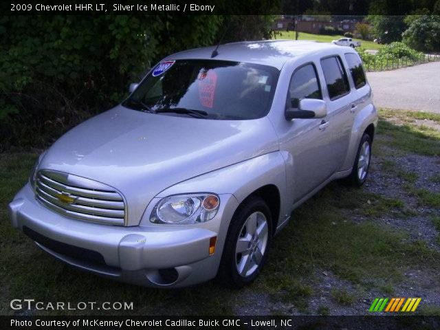 2009 Chevrolet HHR LT in Silver Ice Metallic