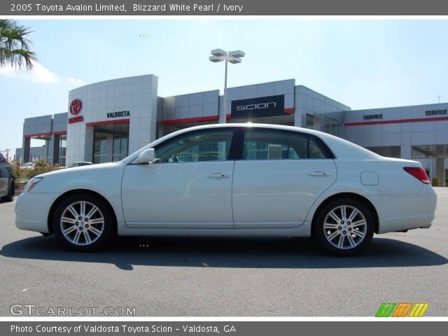 2005 Toyota Avalon Limited in Blizzard White Pearl