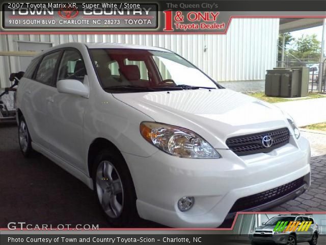 2007 Toyota Matrix XR in Super White