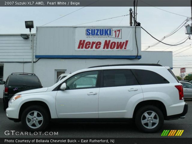 2007 Suzuki XL7 AWD in Pearl White