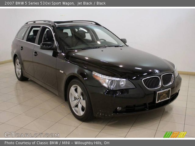 2007 BMW 5 Series 530xi Sport Wagon in Jet Black