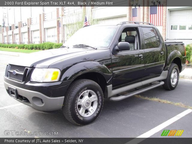 2003 Ford Explorer Sport Trac XLT 4x4 in Black