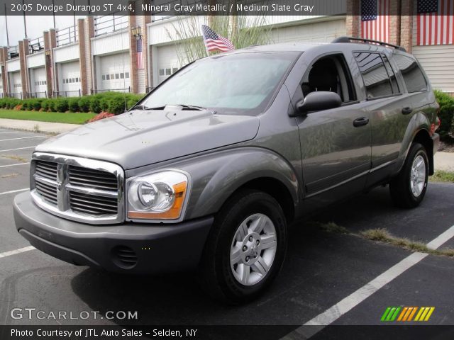 2005 Dodge Durango ST 4x4 in Mineral Gray Metallic