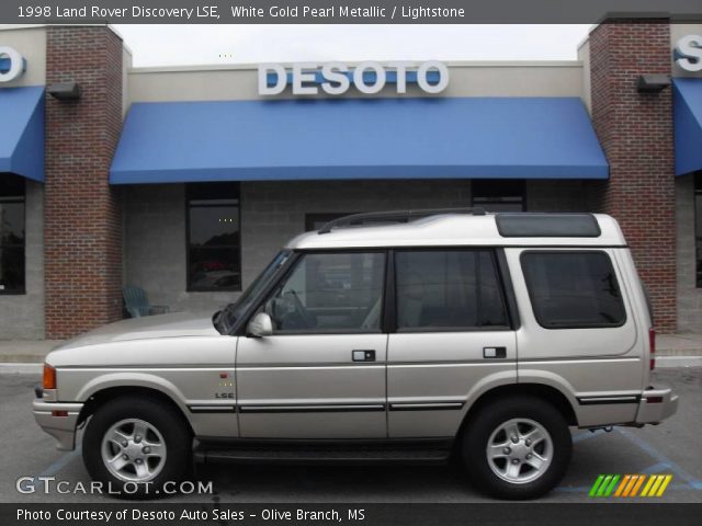1998 Land Rover Discovery LSE in White Gold Pearl Metallic