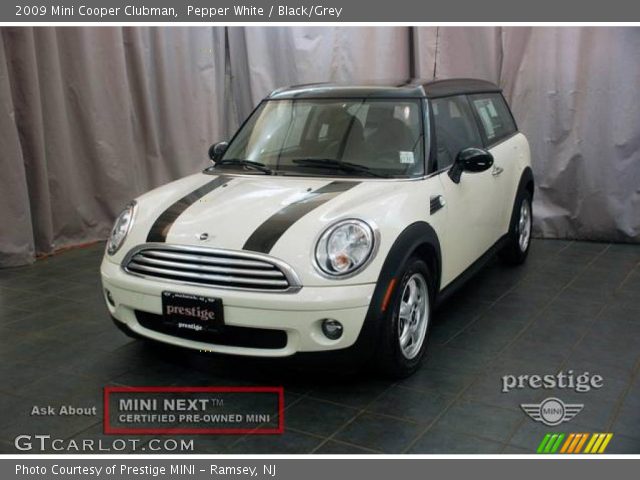 2009 Mini Cooper Clubman in Pepper White