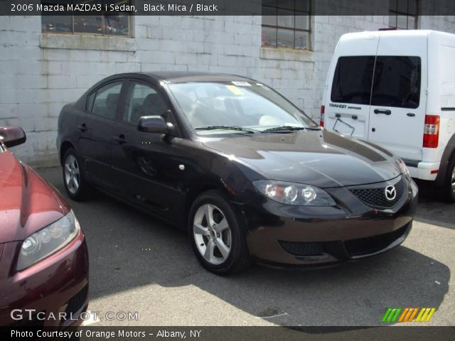 2006 Mazda MAZDA3 i Sedan in Black Mica