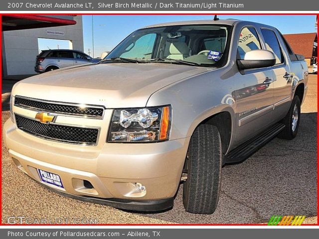2007 Chevrolet Avalanche LT in Silver Birch Metallic